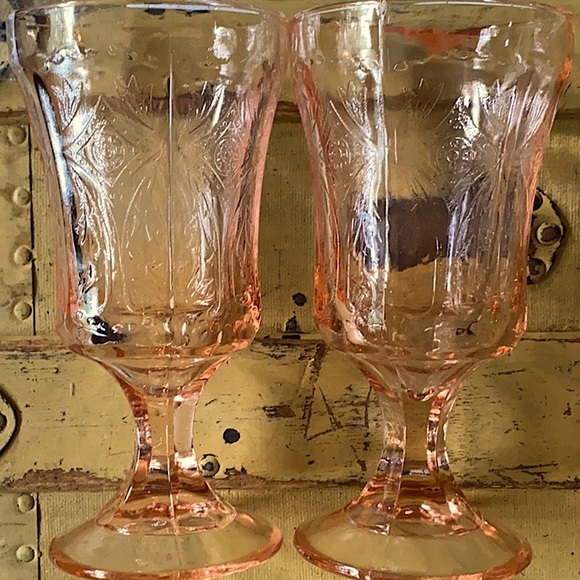 VINTAGE BLUSH PINK CARNIVAL GLASS GOBLET GLASS SET - Picture 11 of 11